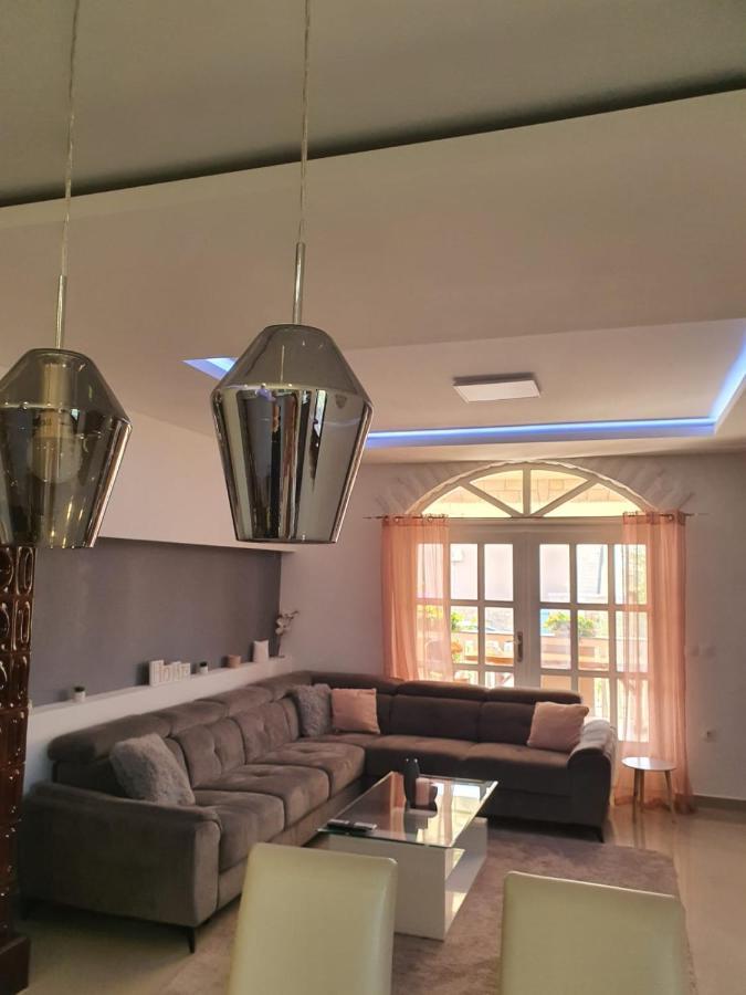 Apartment Fabijana بيوغْغاد نا موغو المظهر الخارجي الصورة